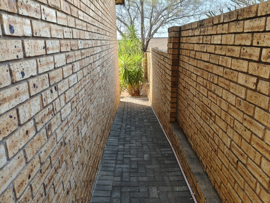 3 Bedroom Property for Sale in Cashan North West